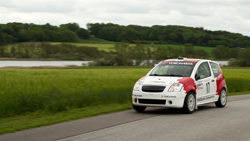 Frank Nielsen og Per Brodersen kørte et sikkert og kontrolleret rally under vanskelige forhold.
(Foto: rallypics.dk – Viggo Johansen)
